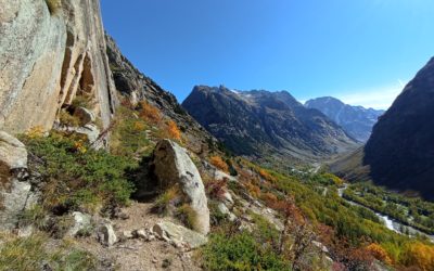 Rééquipement des grandes voies de moyenne montagne autour de la Bérarde